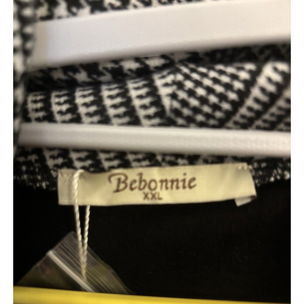 NWT Bebonnie Black And White Tunic Cowl Neck 2X - Picture 2 of 8